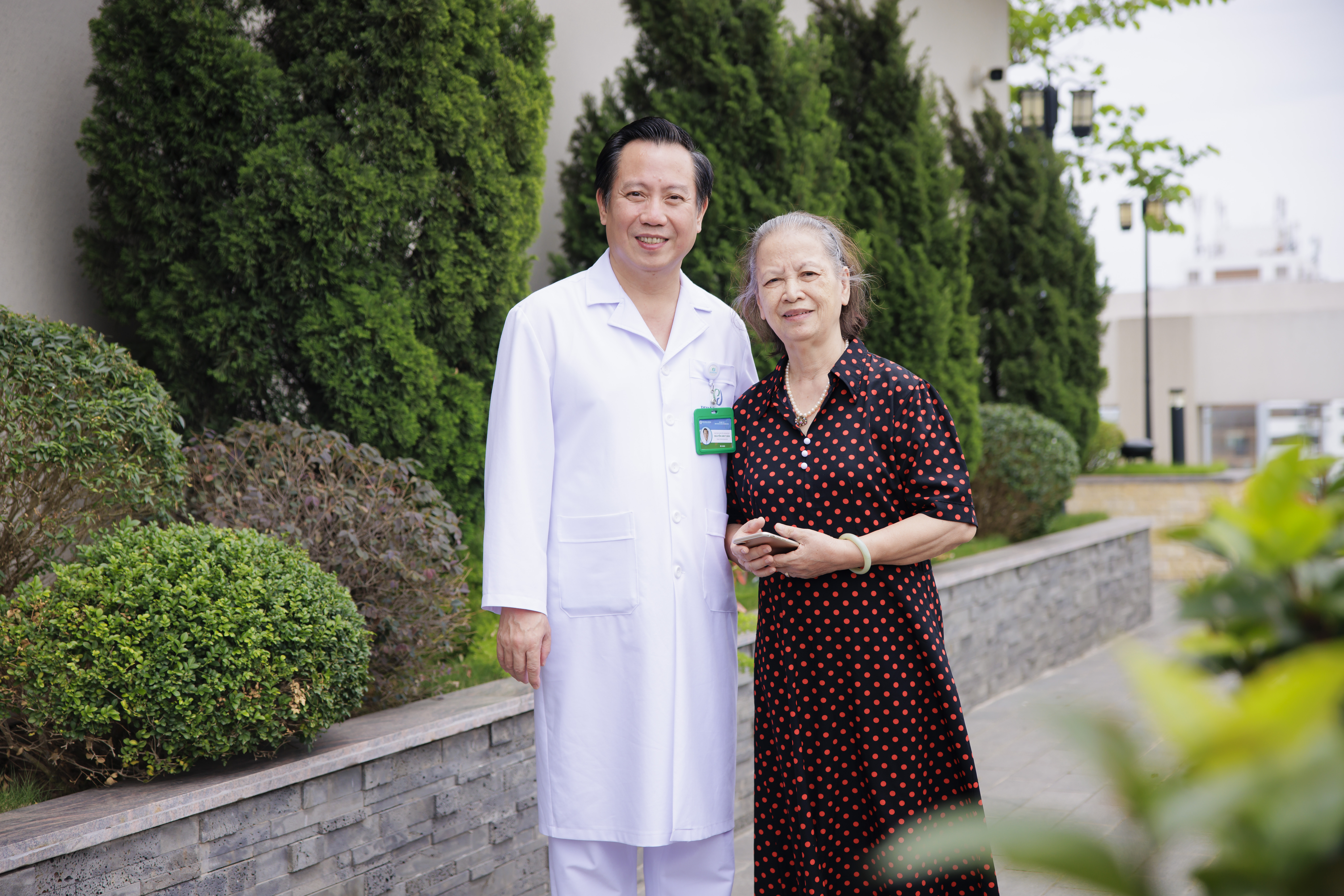 Người giáo viên năm xưa và cuộc hội ngộ bất ngờ với học trò tại viện dưỡng lão Phương Đông Asahi