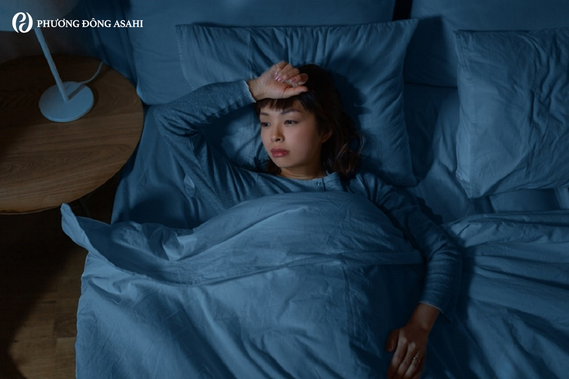 Mệt mỏi, buồn ngủ nhưng không ngủ được: Nguyên nhân do đâu? Hậu quả và cách khắc phục