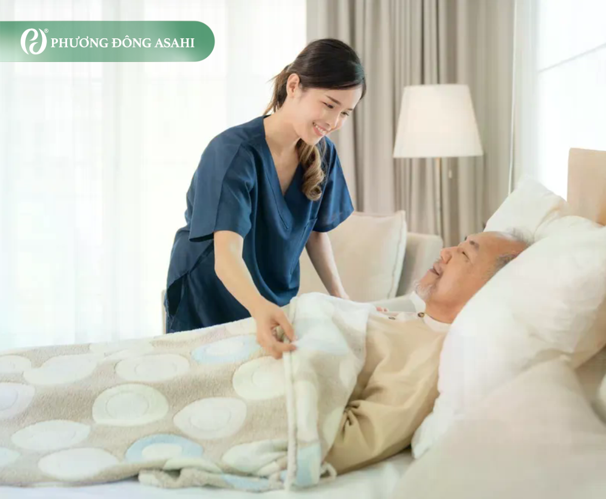 Khác biệt giữa dịch vụ chăm sóc tại nhà và viện dưỡng lão