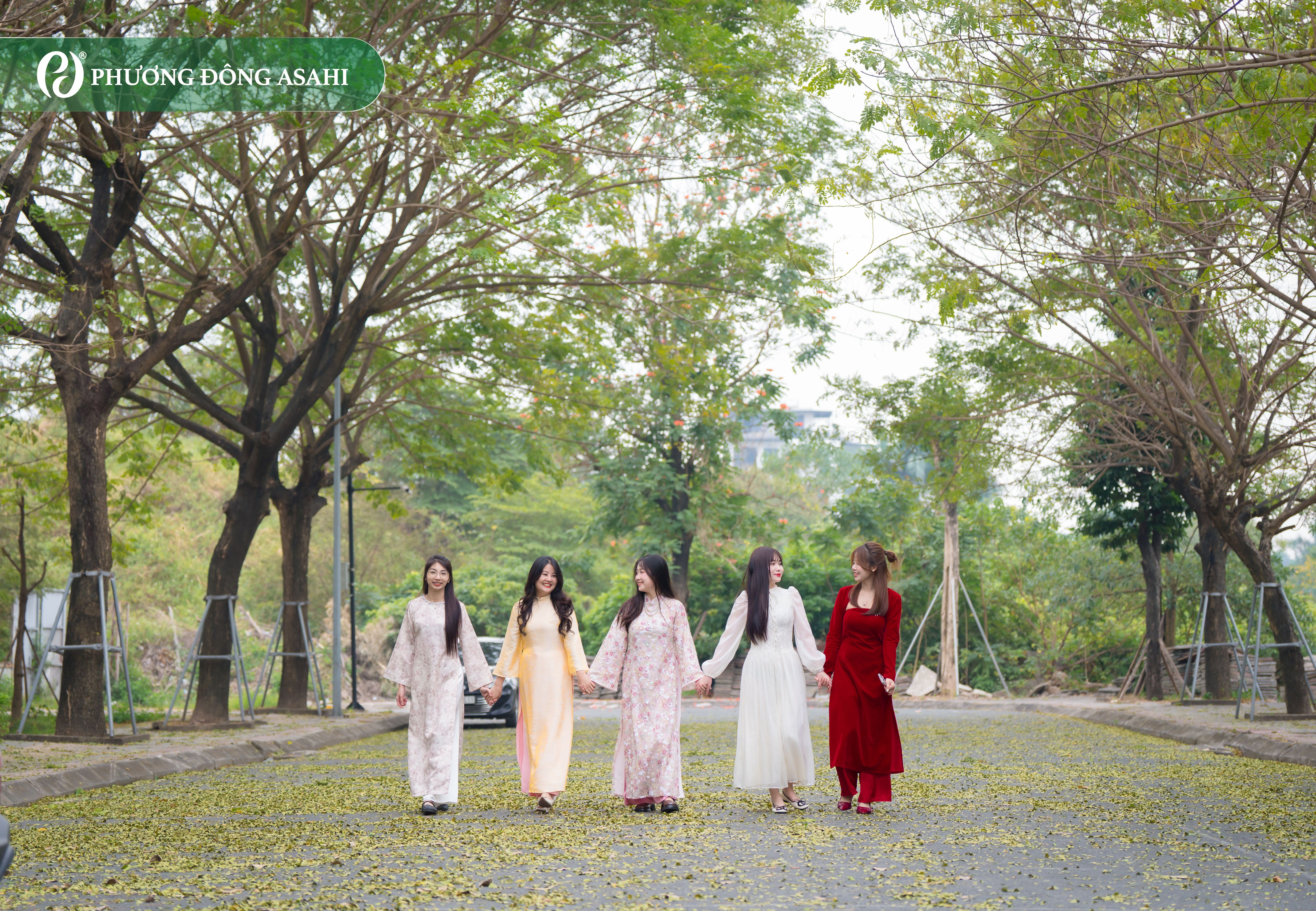 Không gian chụp ảnh áo dài Tết được săn đón tại Phương Đông Asahi